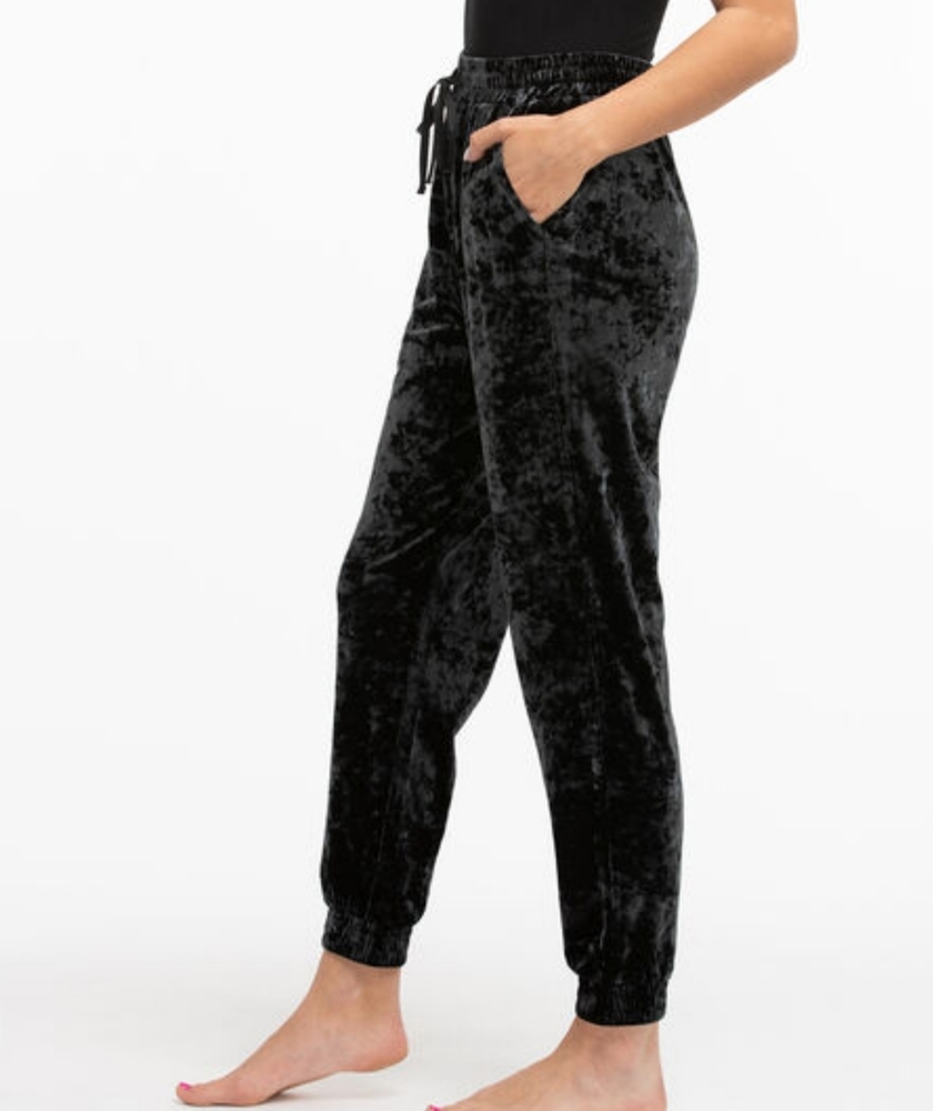 SIZE M  VELOUR JOGGER